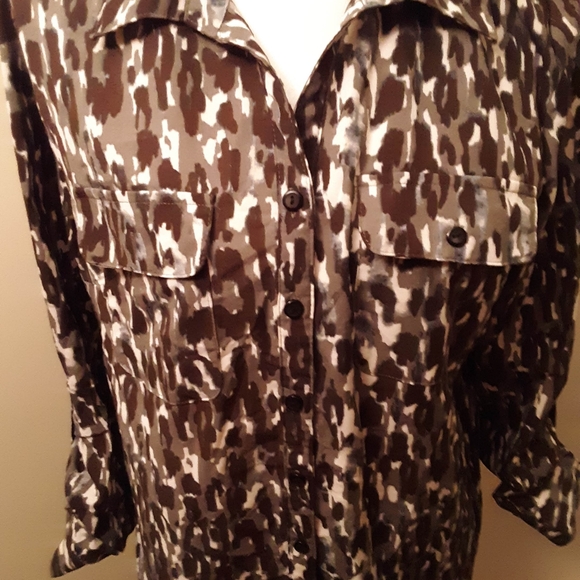 Free w/bundle NY collection blouse size M - Picture 2 of 5